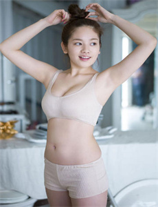 女师傅一体