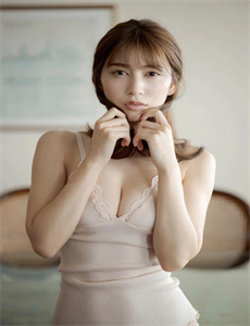 浪货你那里又湿又紧 H-最美情侣中文第5季
