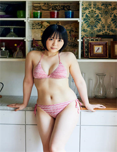 《丰满的女邻居》三级-蒂蒂有话说